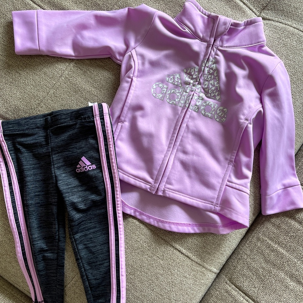 NEVER WORN- Adidas track suit